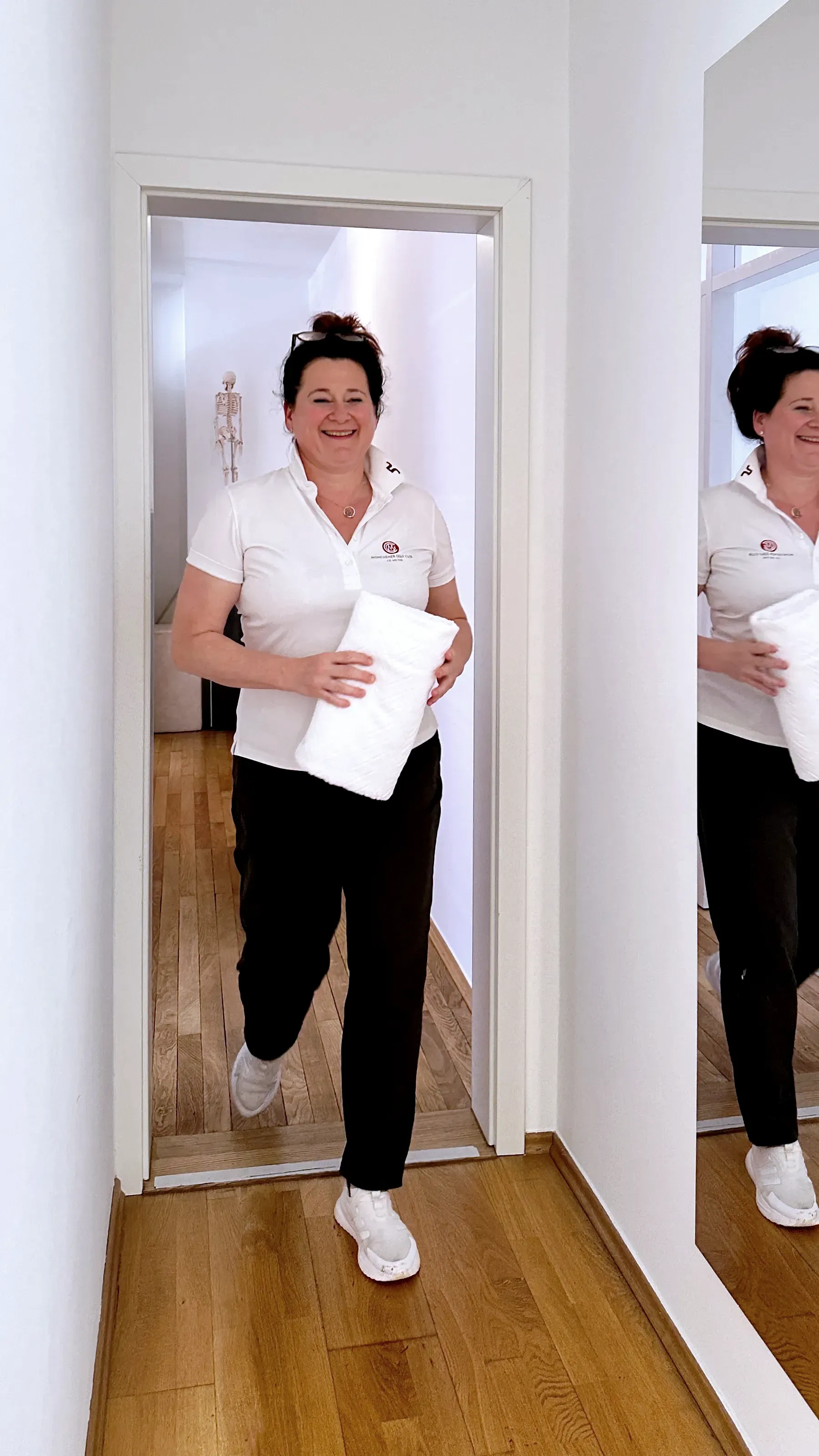 Physiotherapie für Rückenschmerzen in München Harlaching Schmerzfreie Bewegung durch Physiotherapie München